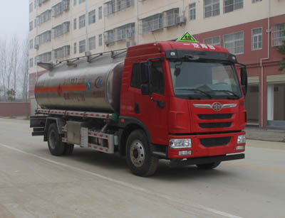 鋁合金運(yùn)油車CLW5160GYYLC5