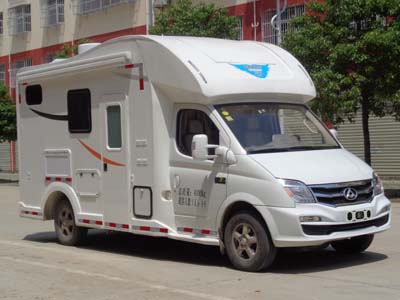 旅居車CLW5049XLJS5