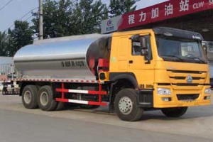 瀝青灑布車CLW5252GLQZ5