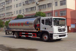 瀝青灑布車CLW5180GLQD5