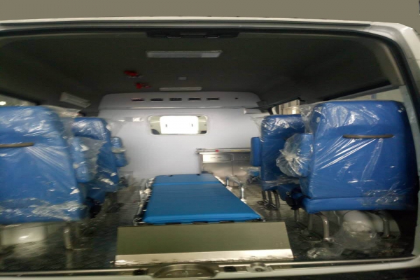 救護(hù)車CLW5047XJHS5