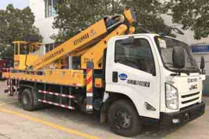 高空作業(yè)車CLW5084JGKJ5