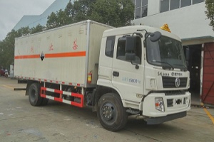 腐蝕性物品廂式運(yùn)輸車(chē)CLW5162XFWE5