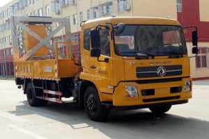 防撞緩沖車CLW5100TFZD5