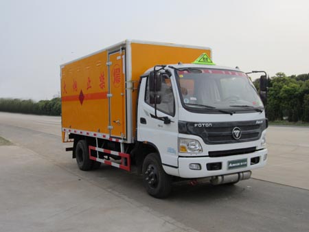 爆破器材運(yùn)輸車CLW5080XQYB5 爆破器材運(yùn)輸車CLW5080XQYB5