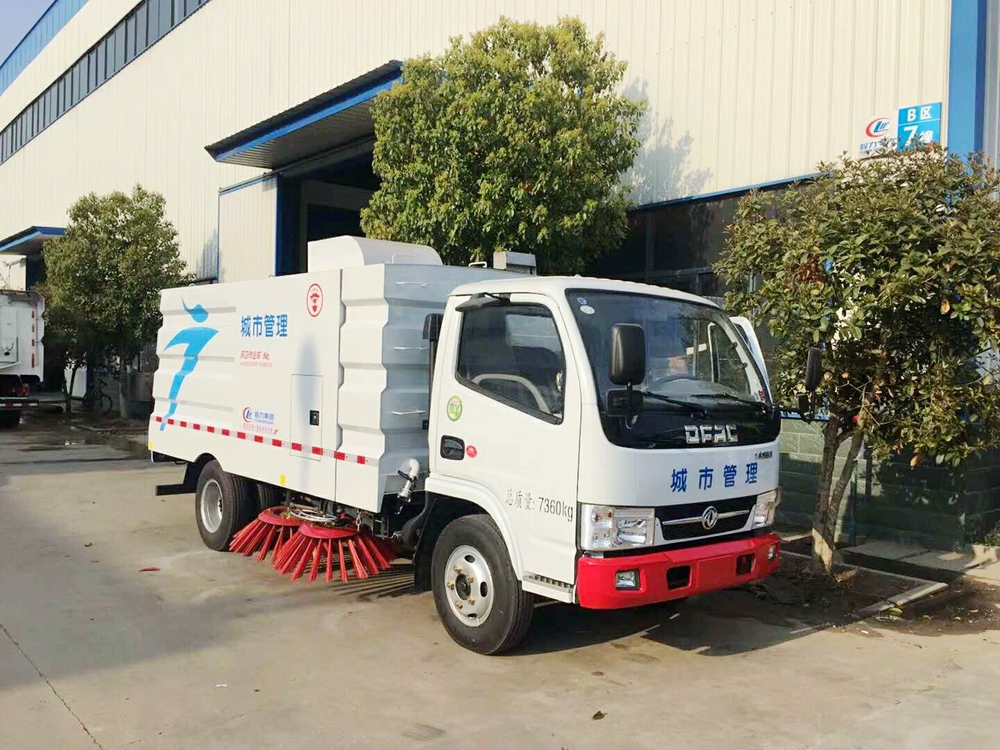 東風(fēng)小多利卡掃地車報(bào)價(jià)