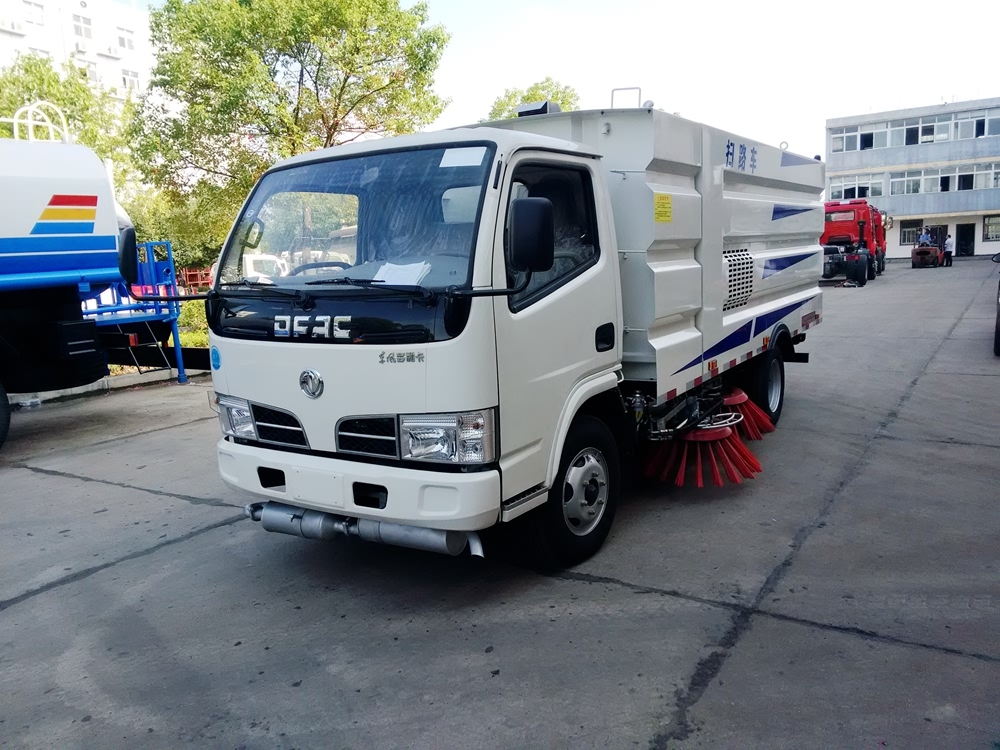 小型掃路車廠家價格