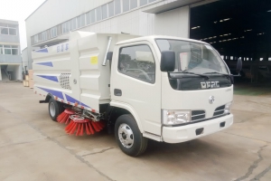 東風(fēng)凱普特純吸式掃路車