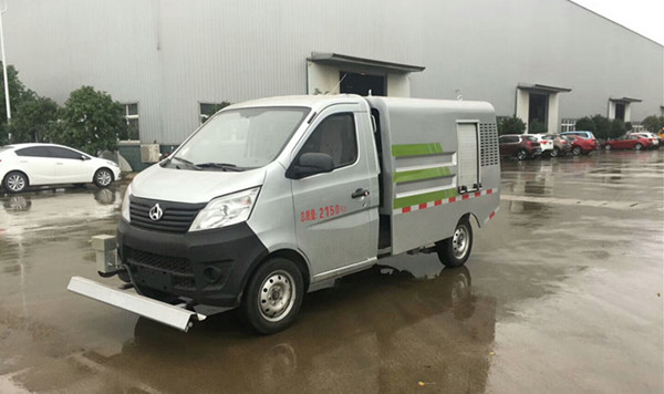 小長(zhǎng)安清洗車圖片