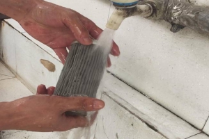 掃路車、吸塵車、洗掃車的水過濾器怎么清洗保養(yǎng)？