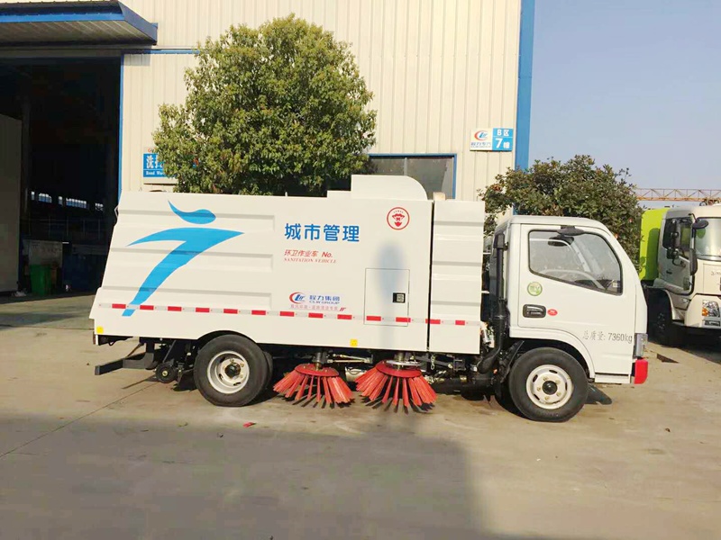 多功能掃地除雪車(chē)