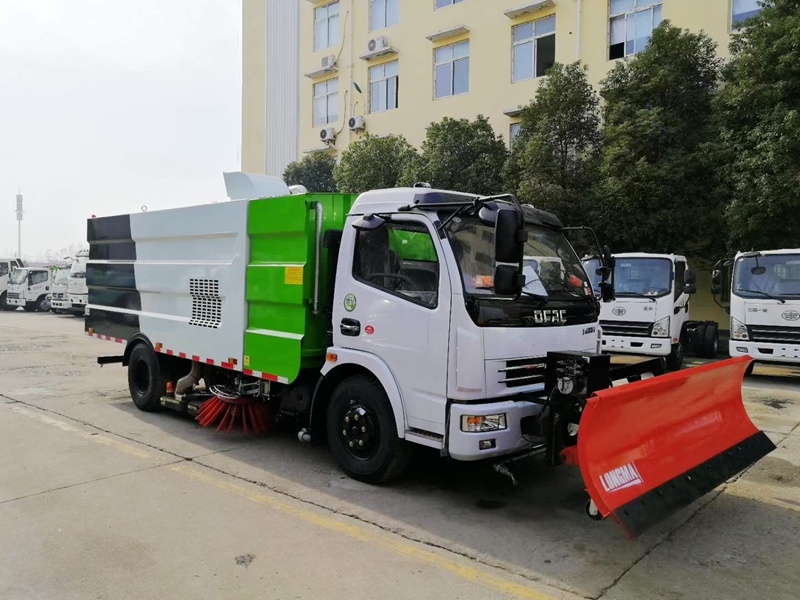 鄉(xiāng)村公路掃地車