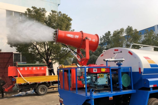 東風(fēng)大多利卡噴灑車(8噸、30-40米噴霧機(jī))