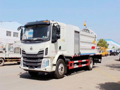 柳汽乘龍抑塵車(11立方、50-100米霧炮機)