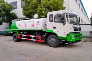 東風專底多功能抑塵車(12噸水罐、30-35米霧炮)