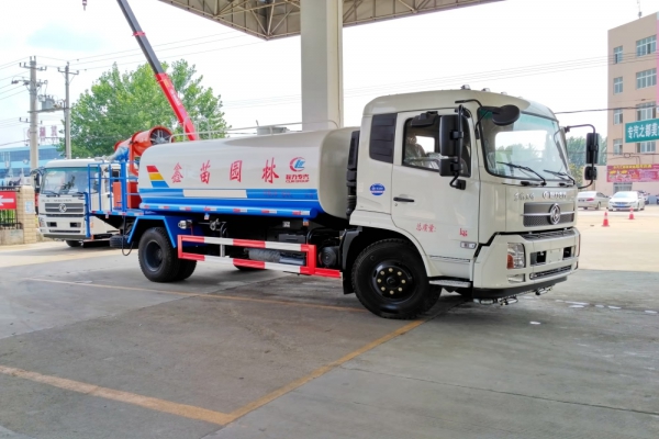 東風(fēng)天錦多功能灑水抑塵車(12立方、30米噴霧機(jī))
