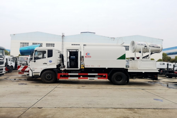 東風(fēng)天錦抑塵車(圓弧形罐體、50-100米霧炮機(jī))