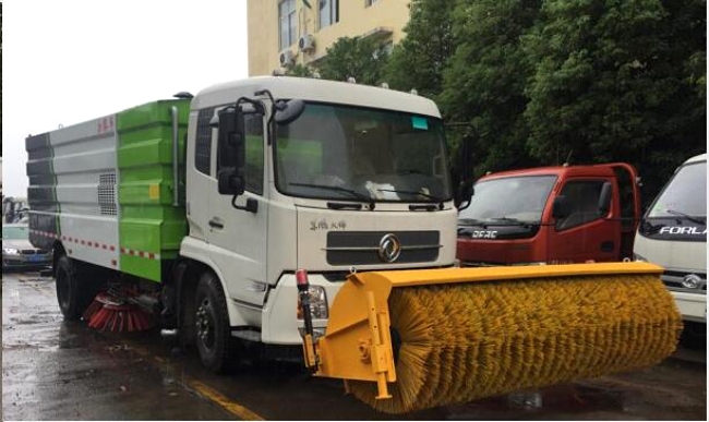 洗掃車選配除雪滾刷