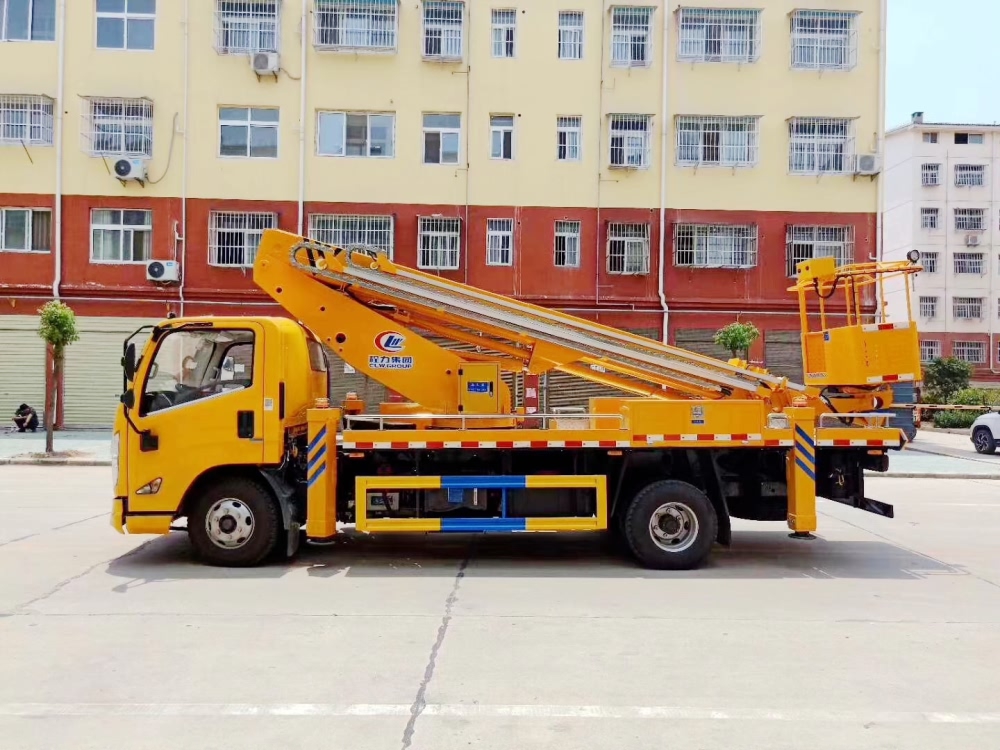 國六江鈴凱銳直臂式22米高空作業(yè)車圖片