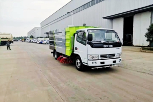 掃路車自動離心式離合器工作原理及日常注意事項