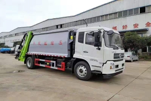 東風(fēng)天錦壓縮式垃圾車(chē)圖片