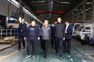 曾都區(qū)區(qū)長姜浩帶隊(duì)考察程力商用車工業(yè)園建設(shè)