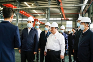 湖北省委副書記、省長王忠林帶領(lǐng)省市領(lǐng)導視察程力（曾都）汽車工業(yè)園新廠基地建設情況